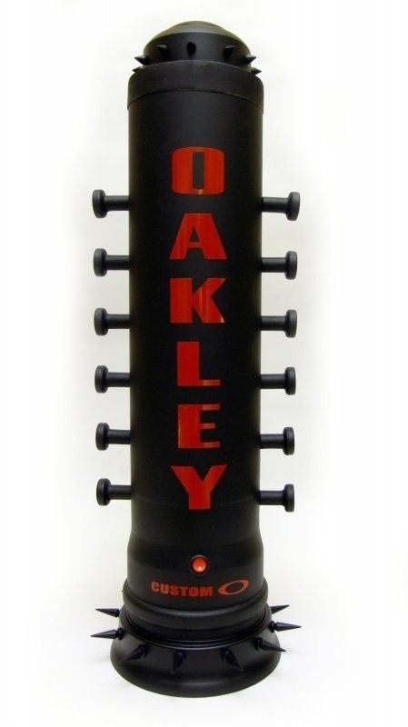 DIY oakley display stand 02