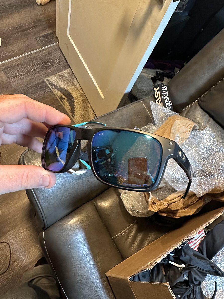 oakley chrystl sunglasses