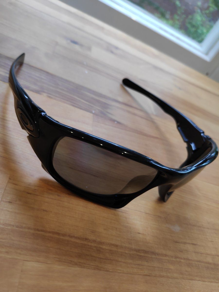oakley sunglasses scratch repair