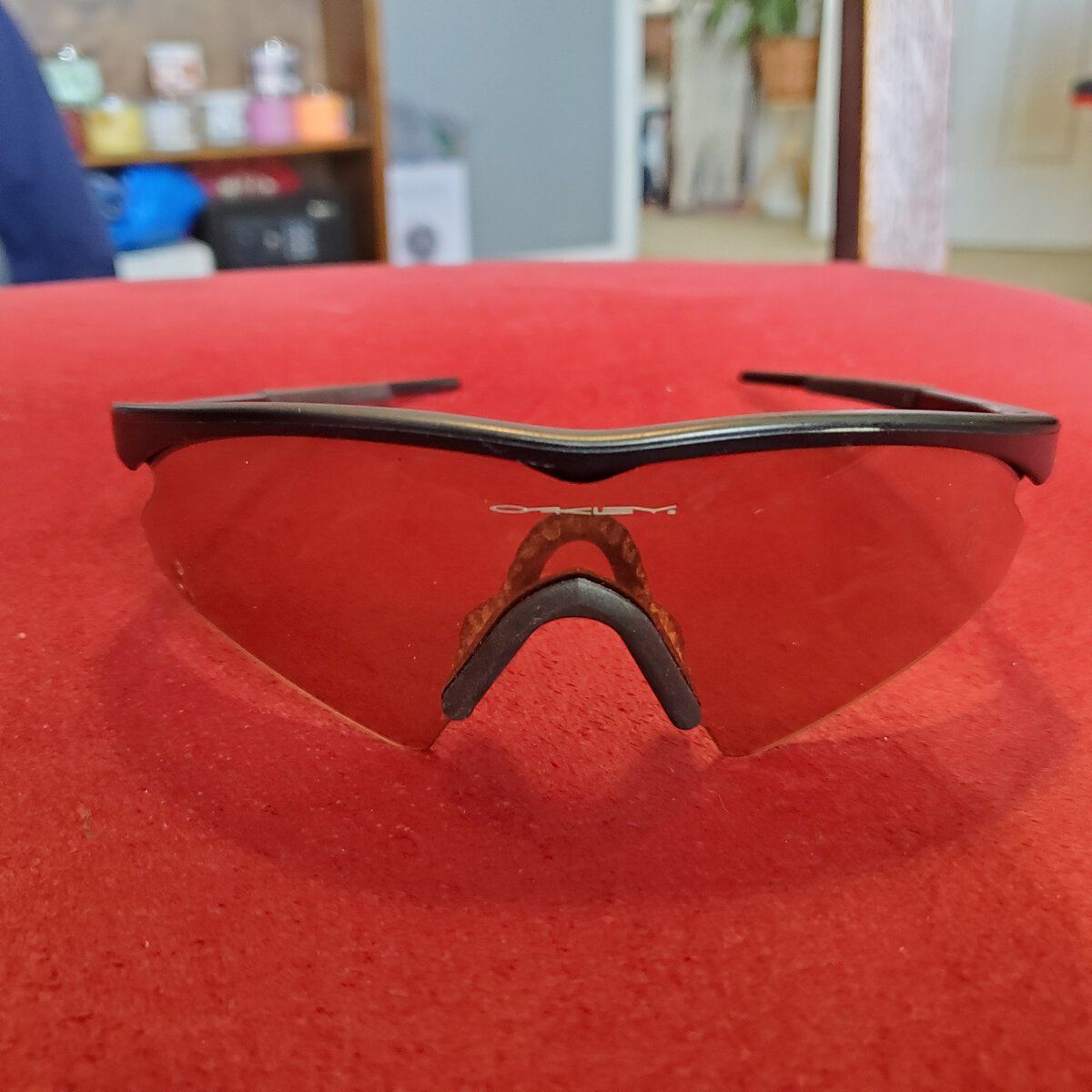 Are these 1993 M-Frames? | Oakley Forum