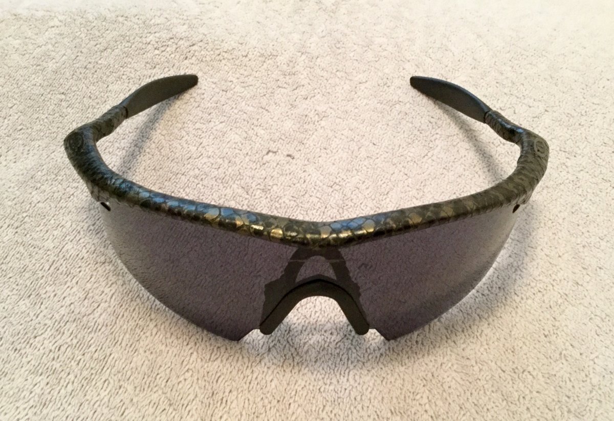 oakley snakeskin sunglasses
