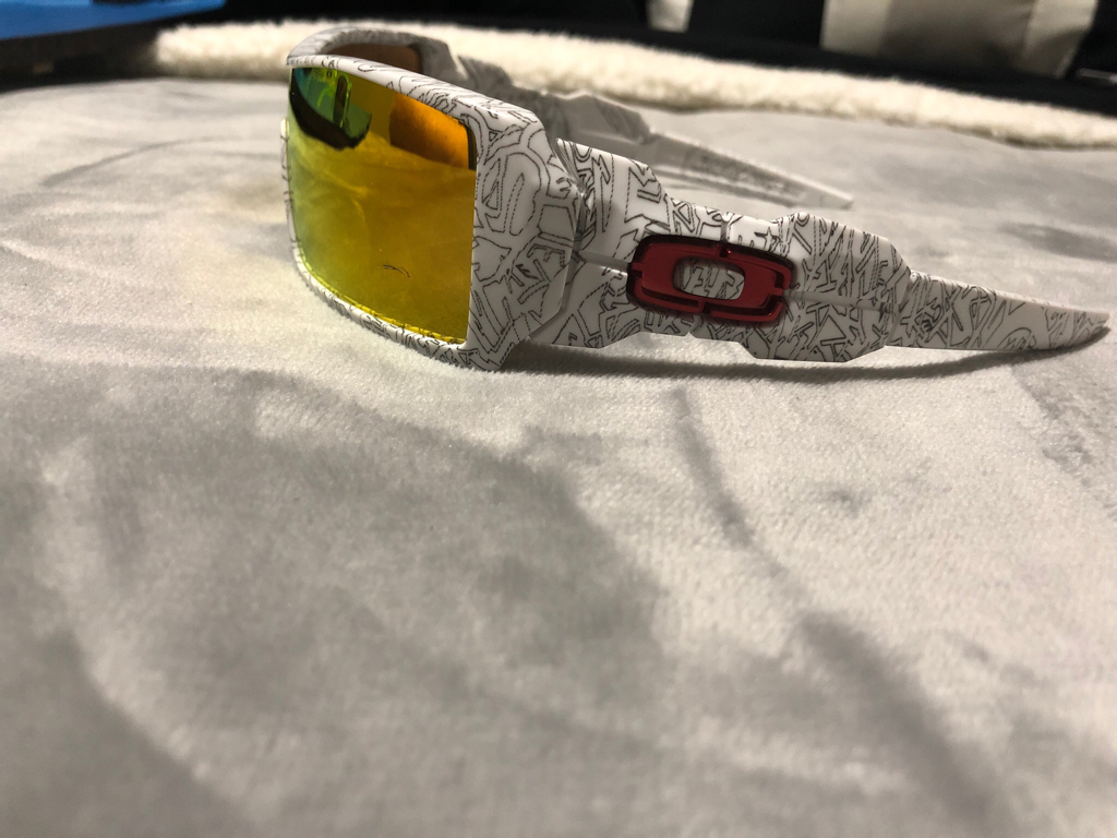 oakley oil rig white ghost text