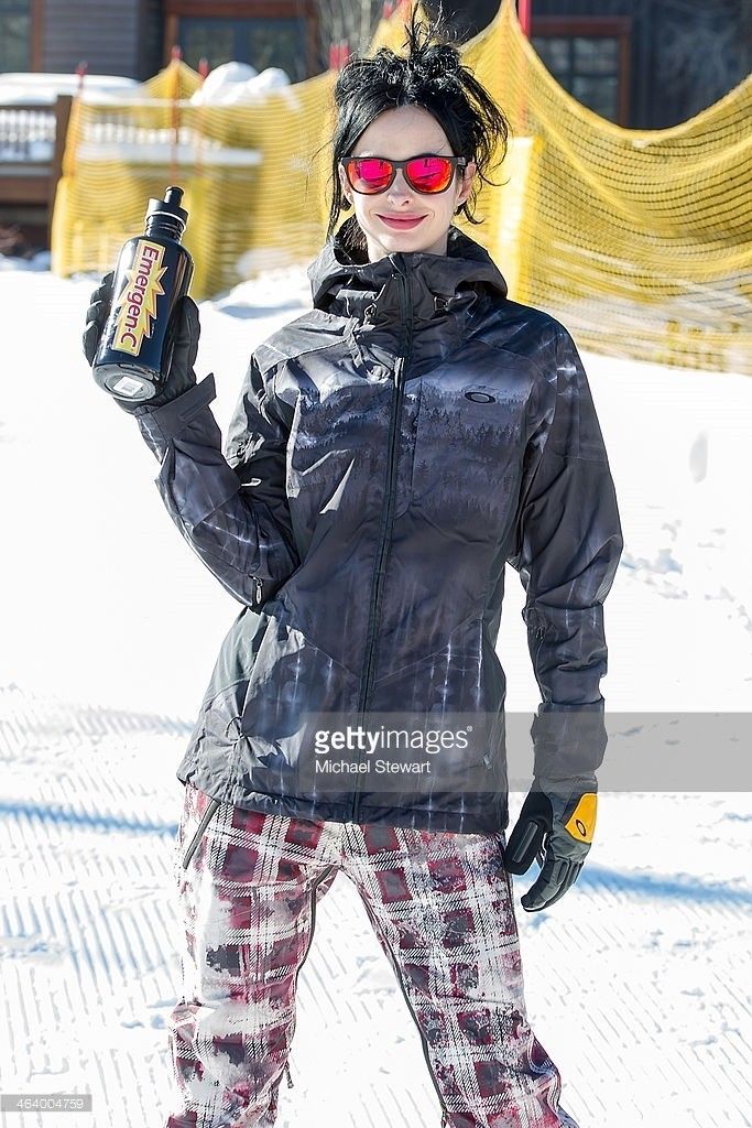 464004759-actress-krysten-ritter-attends-oakley-learn-gettyimages.jpg