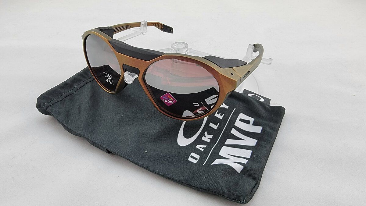 Clifden Matte Red-Gold Shift-Prizm Snow Black Iridium MVP.jpg