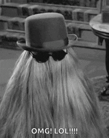 cousin-itt-addams-family (1).gif