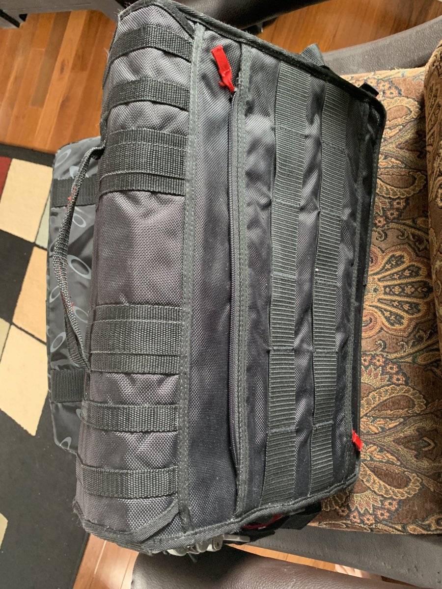 For Sale - AP (Dexter) Laptop Bag | Oakley Forum
