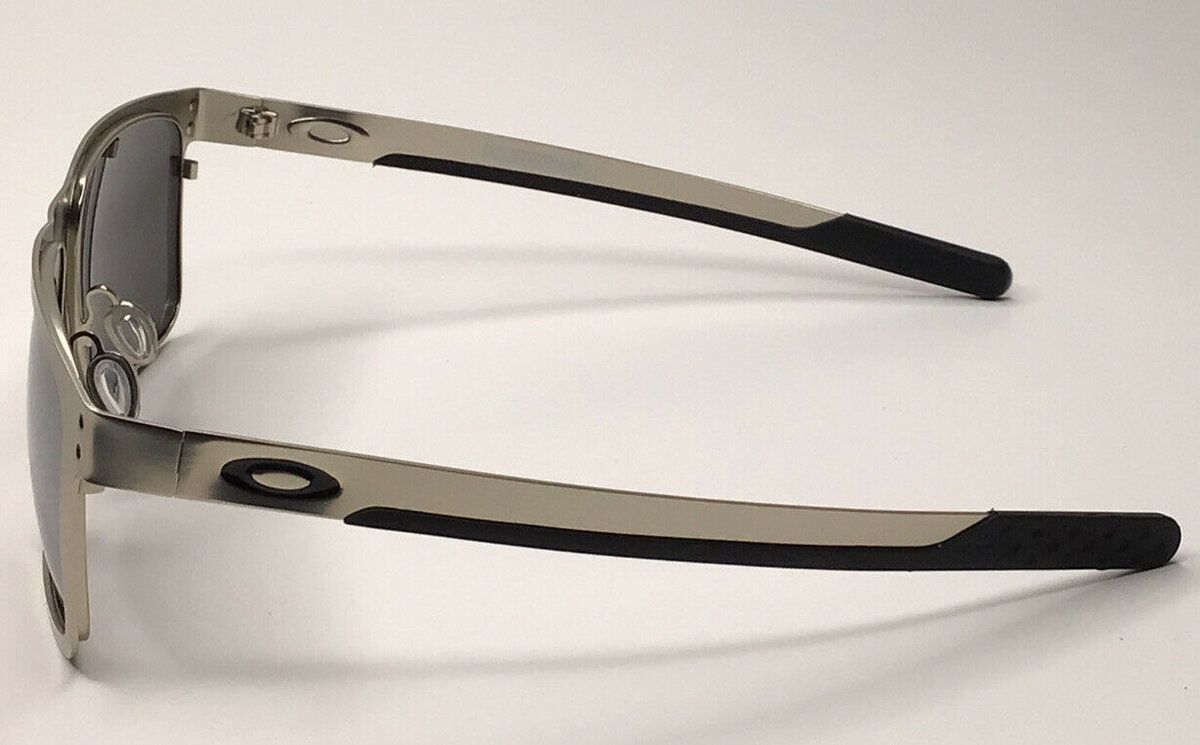 Fake Holbrook Metal.jpg