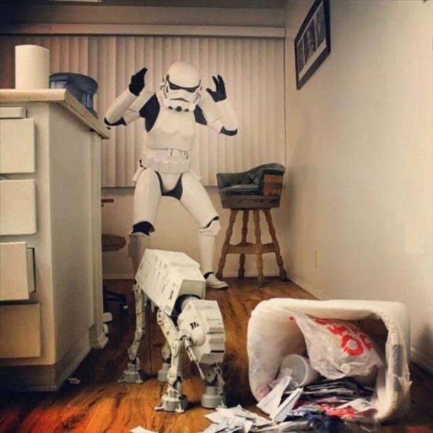 funny-storm-trooper.jpg