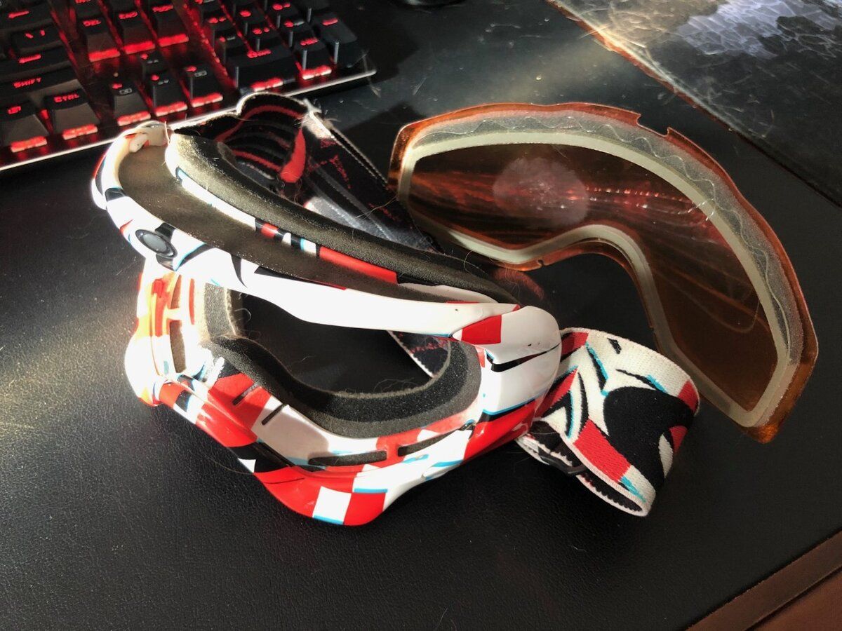 Goggles4.jpg