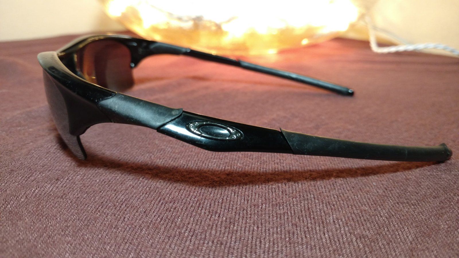 left side oakley.jpg