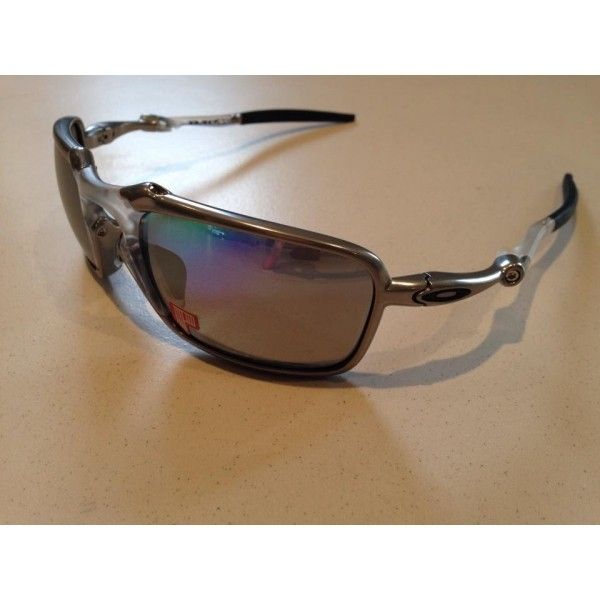 lunettes-oakley-badman-saphire-polarized-oo6020-04.jpg