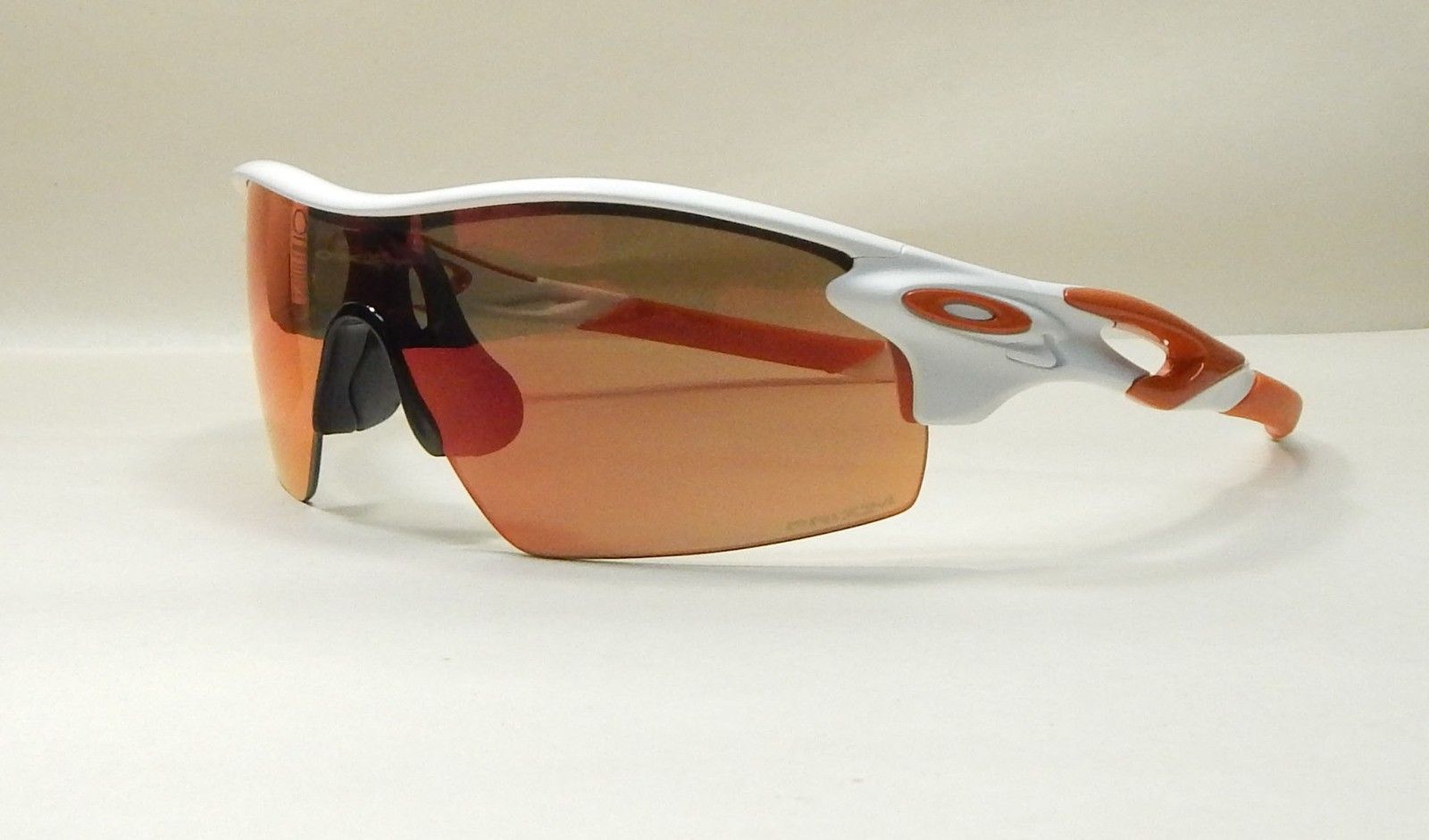 Matte White Prizm - unknown lens.JPG