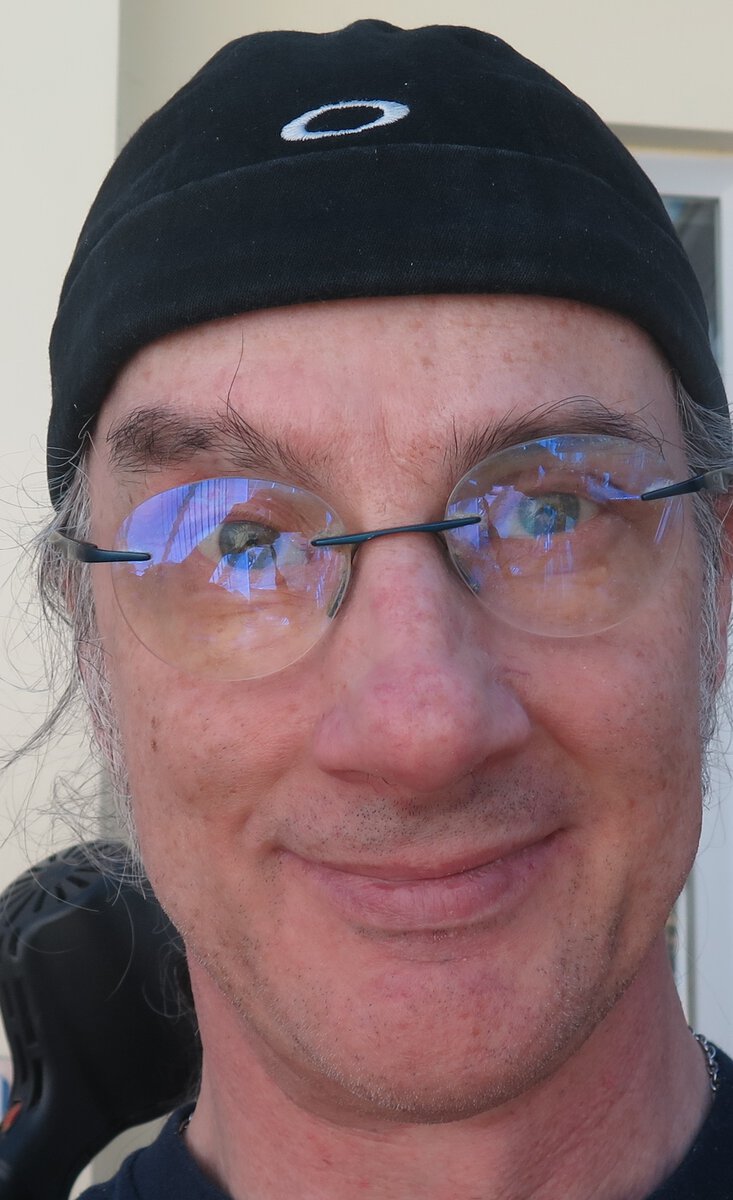 Me in Oakley Docker Cap.jpg