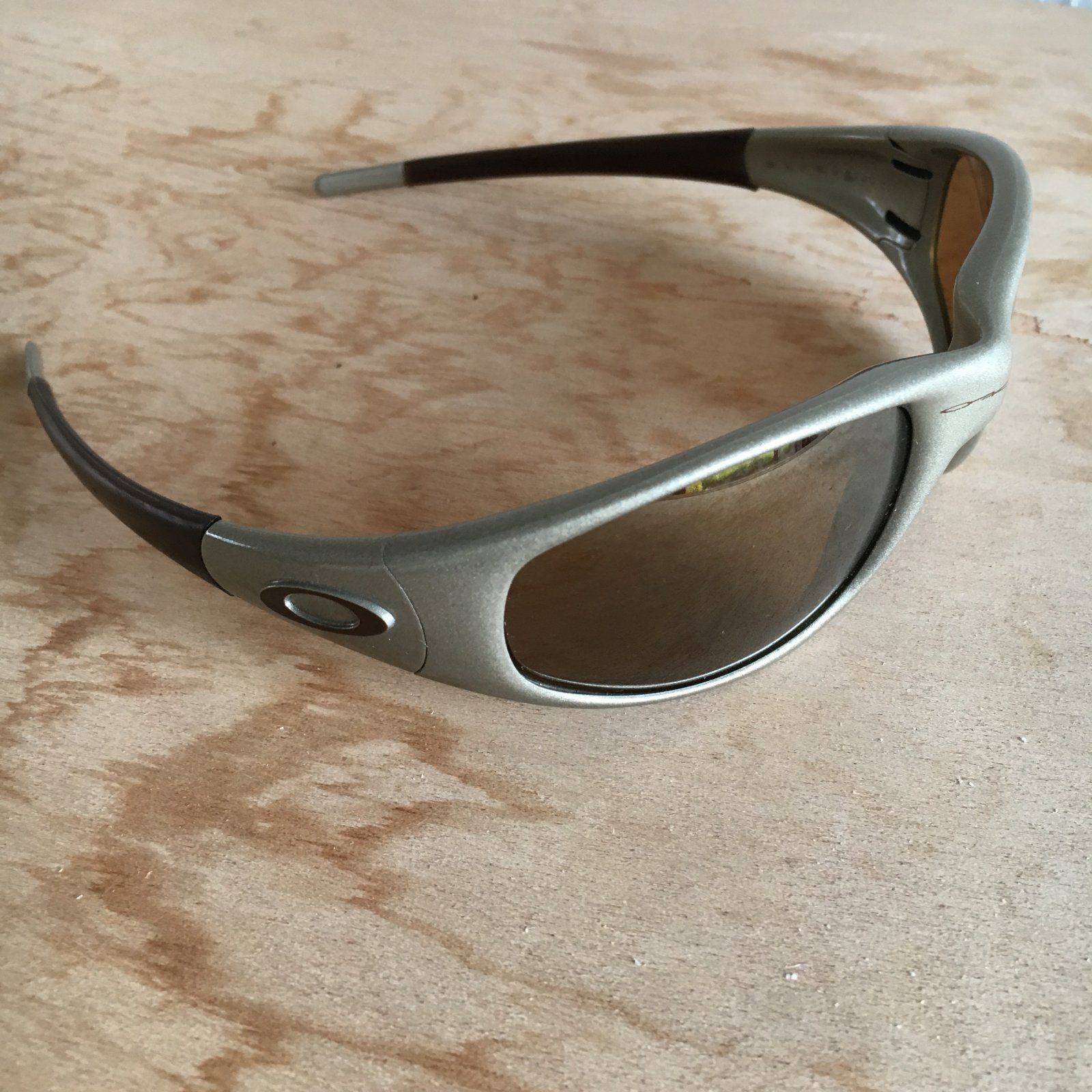 Metallic sand w gold iridium 1st Gen Straight Jacket_1.JPG