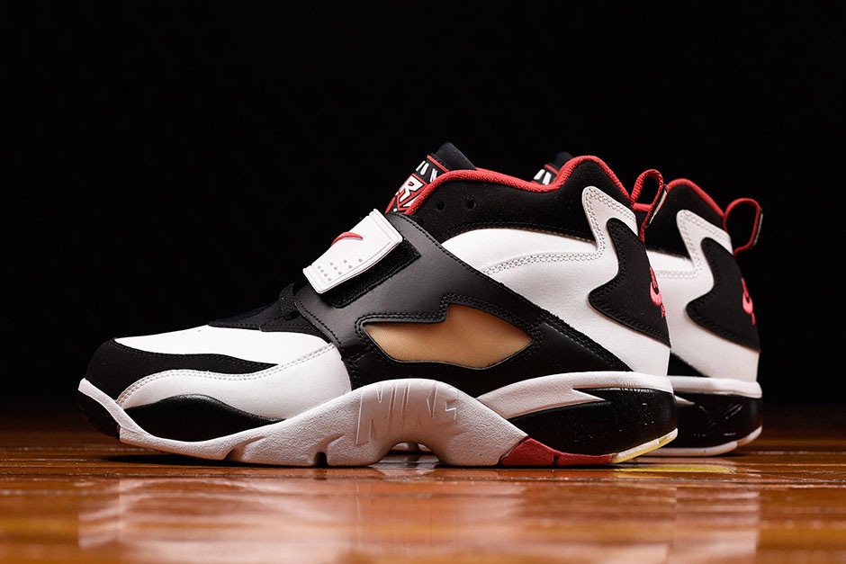 nike-air-diamond-turf-1.jpg