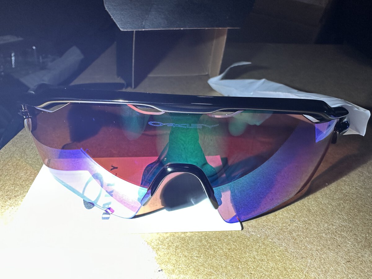 oakley 8.jpg
