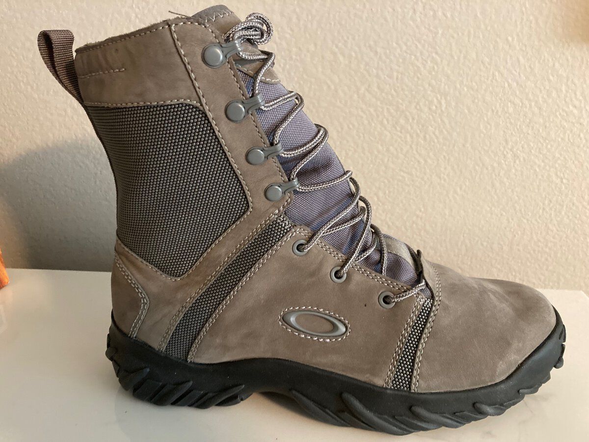 Oakley Boot 1 1.jpg
