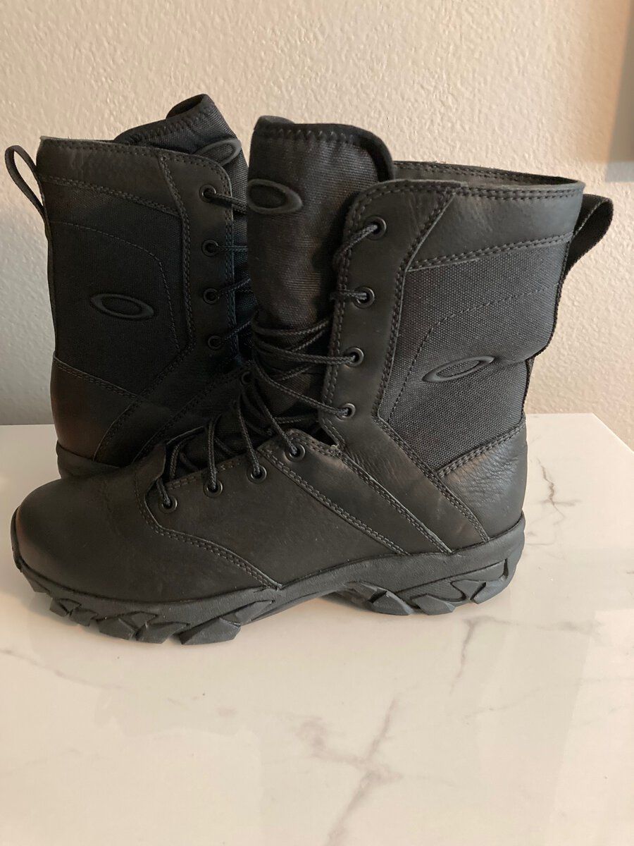 Oakley Boot 2 4.jpg