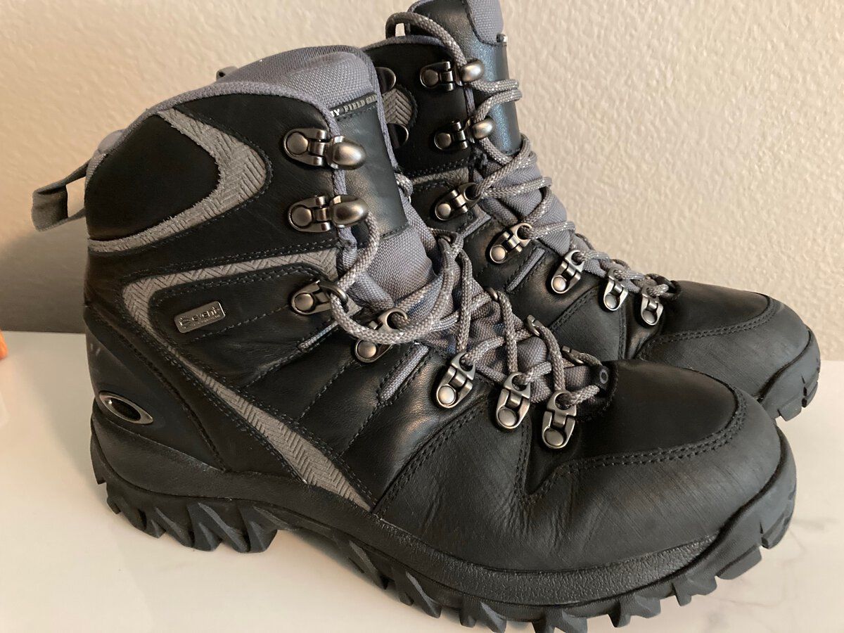 Oakley Boot 3 6.jpg