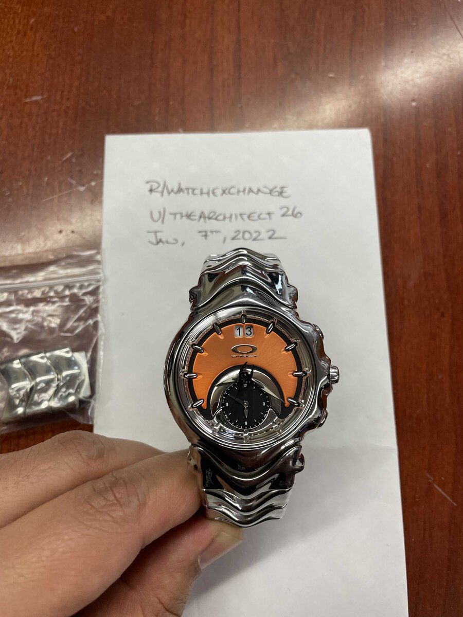 Oakley Judge Polished With Copper Dial.jpg