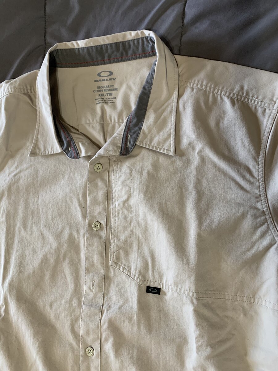 Oakley off white shirt 2.JPG