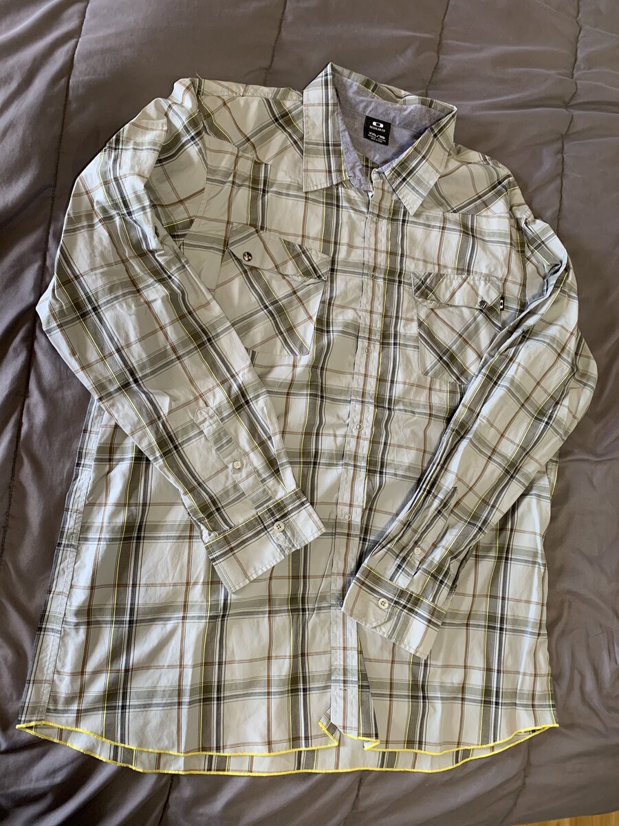 Oakley Plaid LS  3.JPG