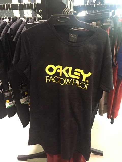 Oakley Shirts - 4.jpg