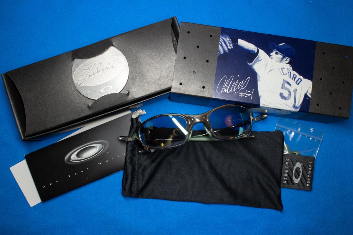 OAKLEY_JULIET_ICHIRO-100.jpg