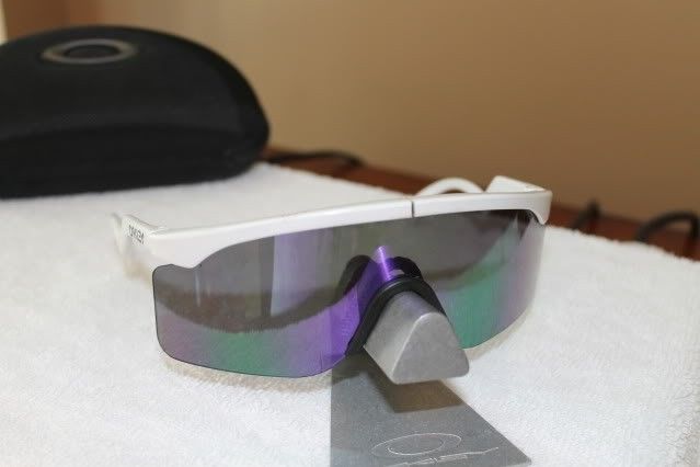 oakleycollection7-22-11092.jpg