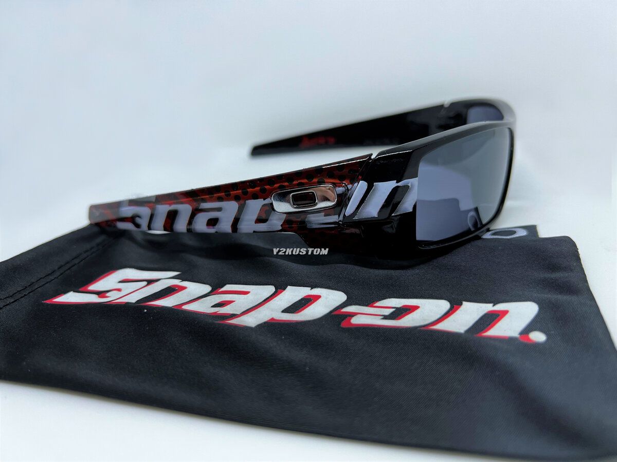 OAKLEYxSNAPON (7).jpg