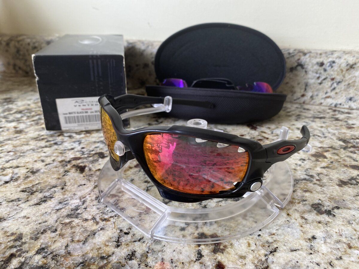 racing (jawbone).jpg