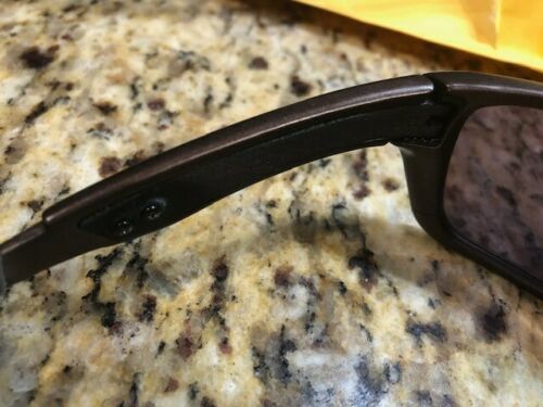 oakley jury replacement parts