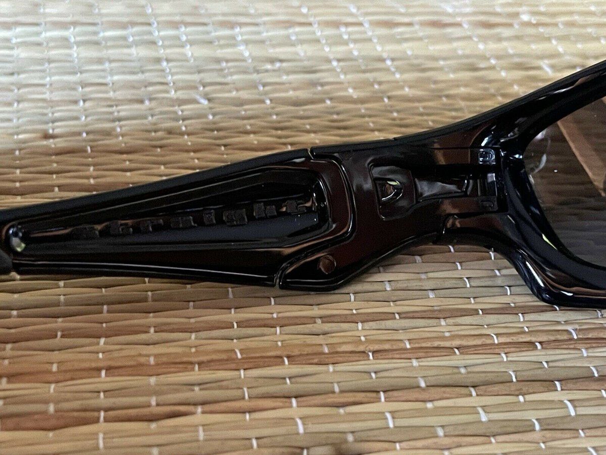 straight jacket 2.jpg