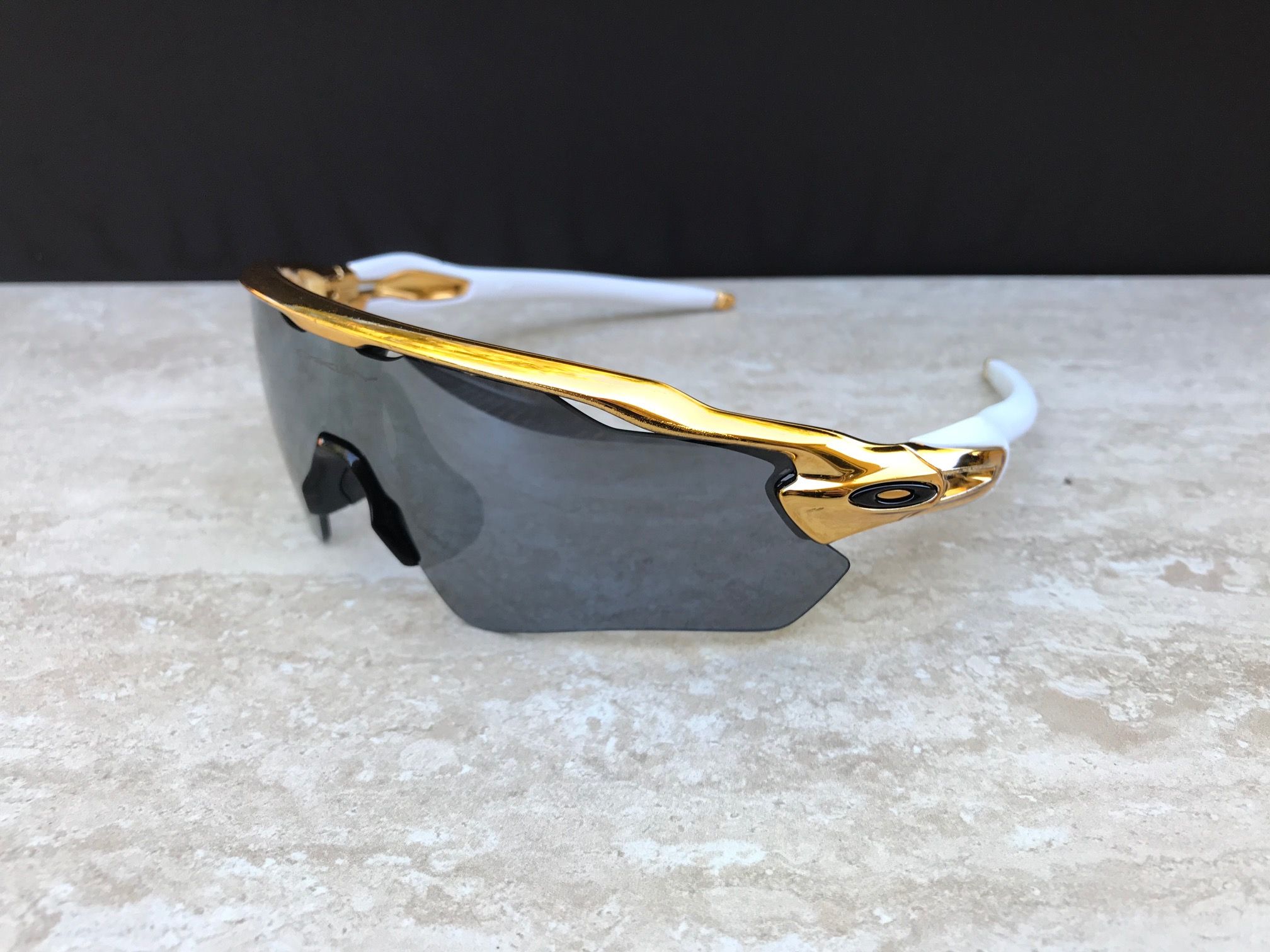 Radar EV 24K Chrome w/Black